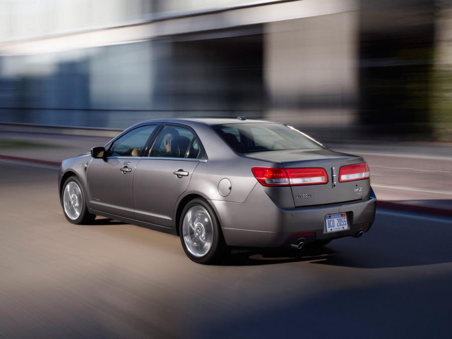  Lincoln MKZ Hybrid 2010 года  (фото 3 из 11)